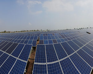 Larsen & Toubro solar power supply by Amplus