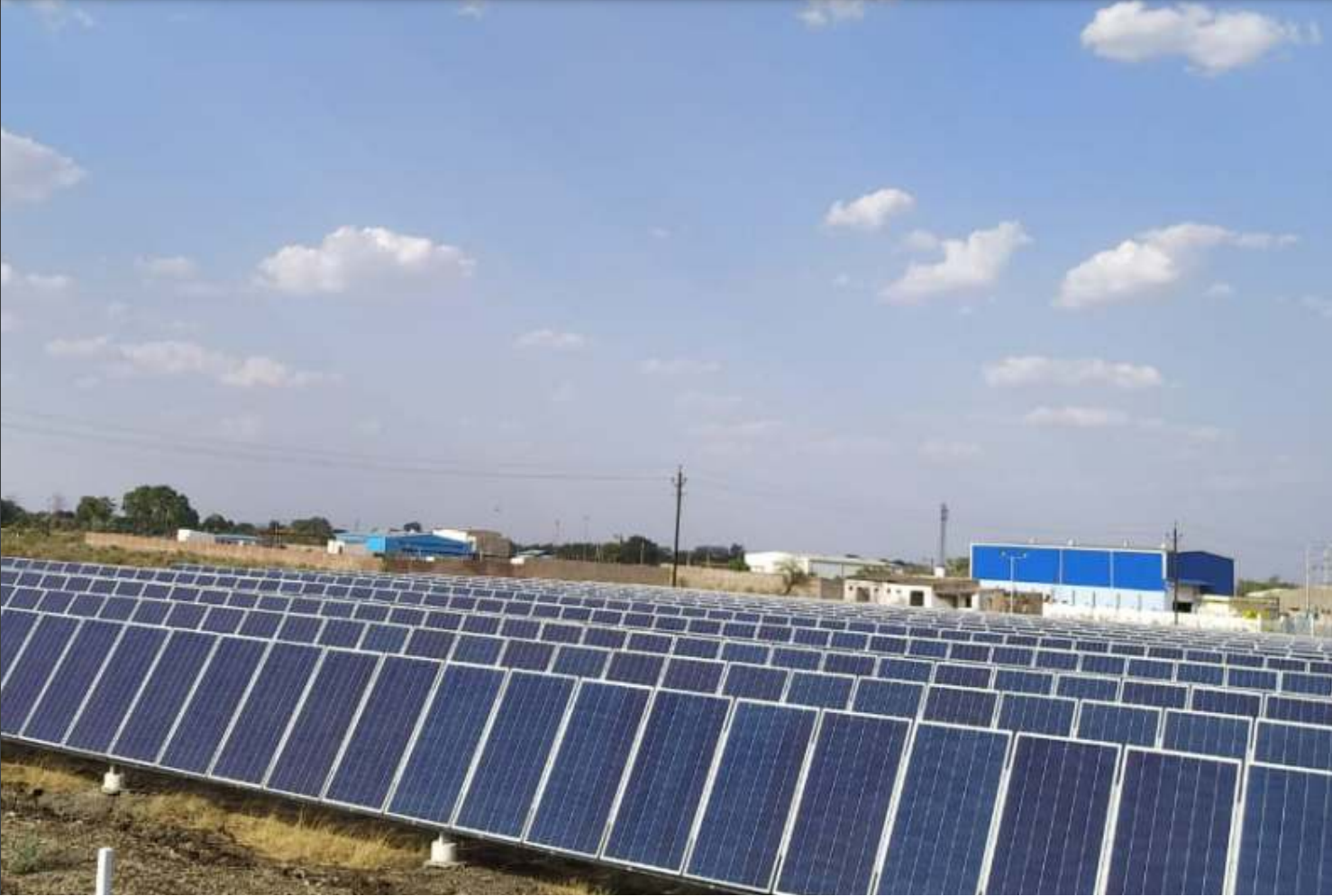 LAPP: مصنع يحتوي على محولات شمسية تعمل بالطاقة الشمسية